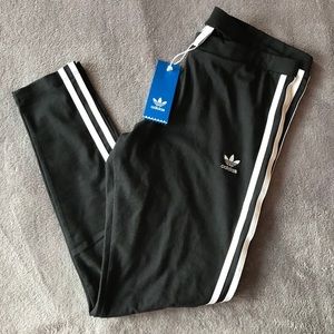 Adidas Originals Three Stripe Leggings | NEW!!